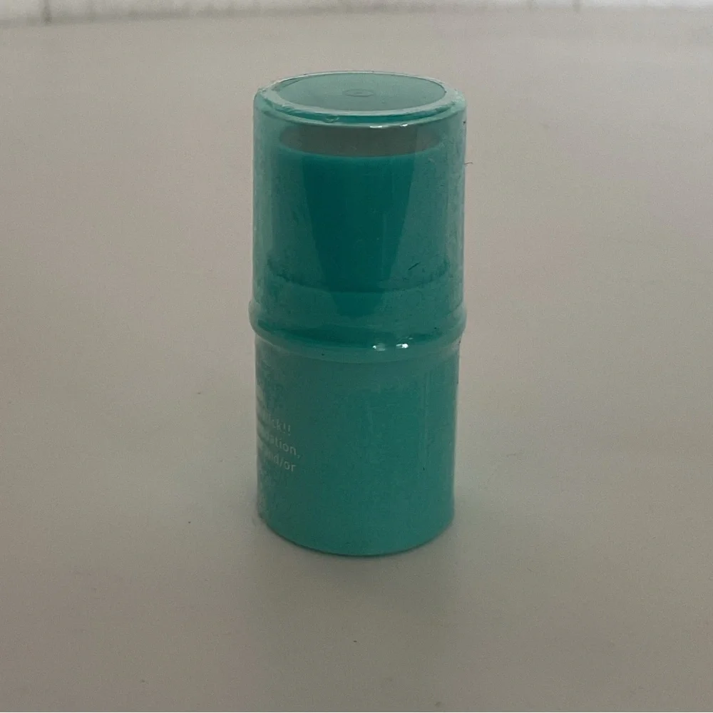 Thread Beauty Face Complexion Stick in Neutral Tan. NWT. Deluxe sample size